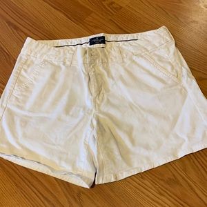 White American eagle shorts
